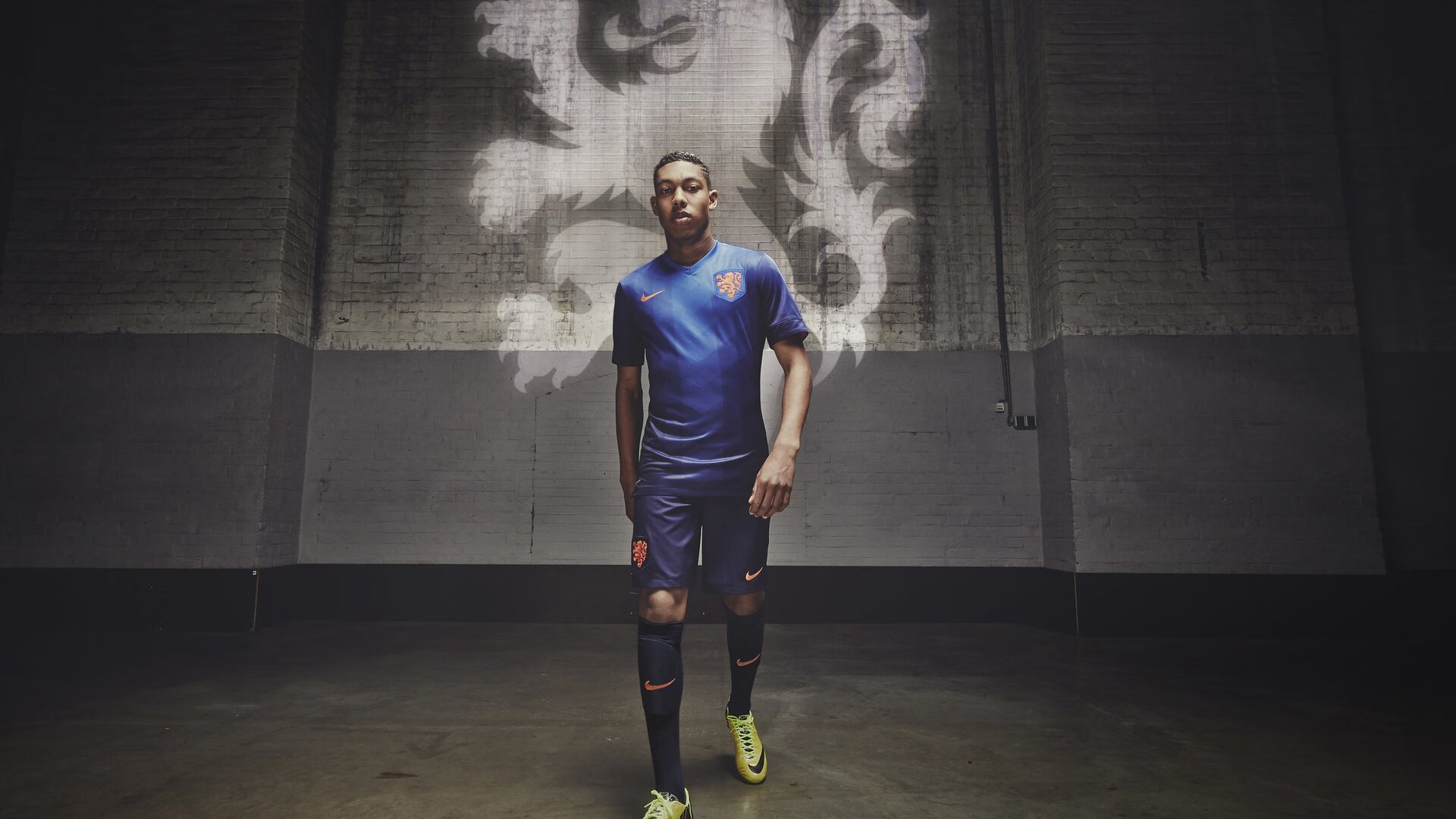 划频划幅数据揭示技术差异，如何定性的画幅频特性曲线