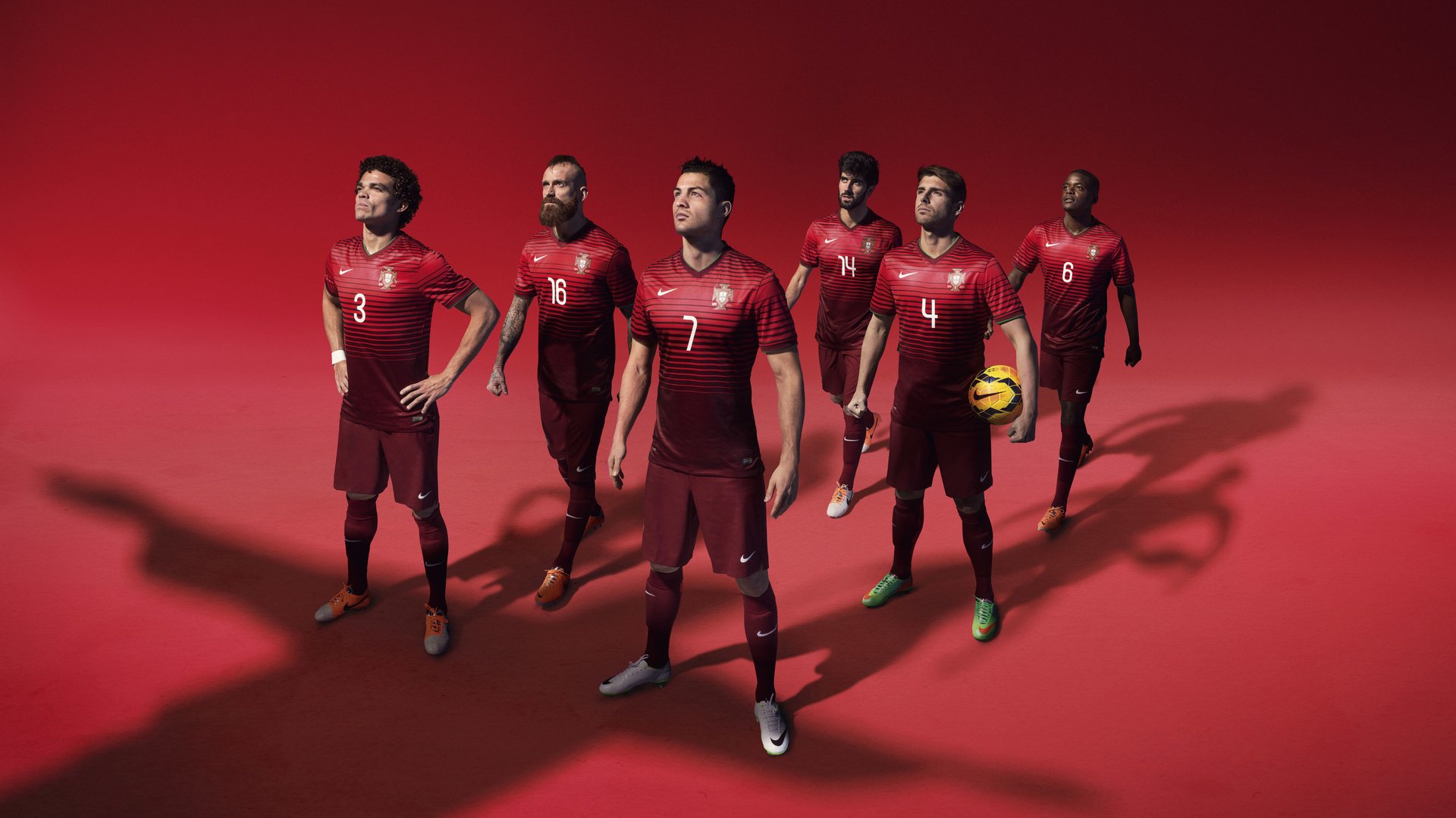 女子200自赛场美队强势包夹澳洲